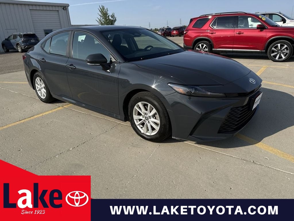 2025 Toyota Camry Hybrid